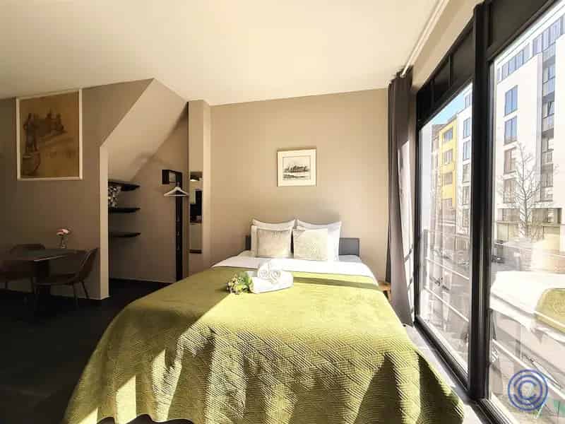 Appartement te huur Antwerpen: Handelspand & 3 Airbnb Studio's