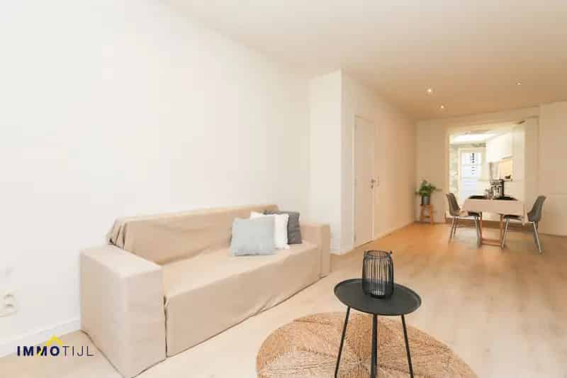 4 Slaapkamers Sint-Gillis Ruime Garage Terras