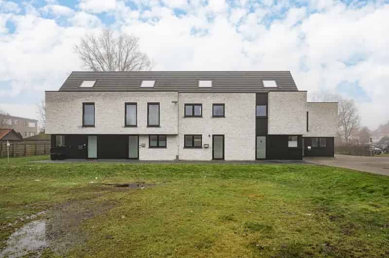 Huis te huur: Instapklare BEN-woning 4 slaapkamers tuin