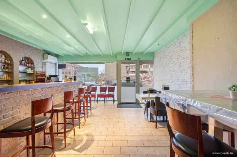 Opbrengsteigendom Roeselare 2 Appartementen Handelspand