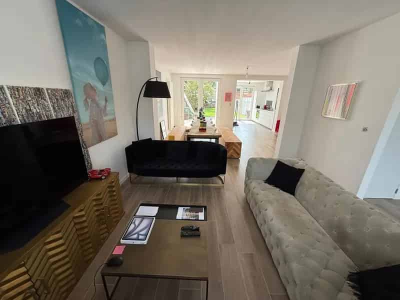 Huis te huur Schoten-Deuzeld: Instapklare gezinswoning met tuin