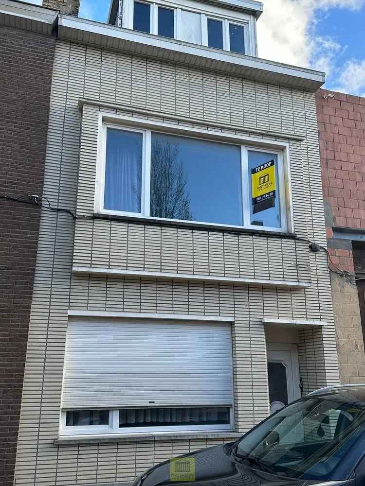 Rijwoning te koop