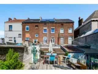 Huis te koop Châtelet 5 slaapkamers 232m² terras tuin