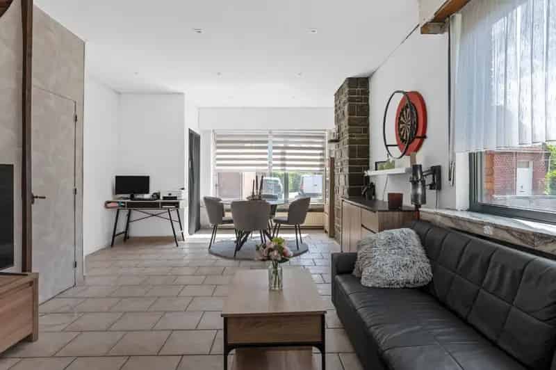 Ruime woning 3 slaapkamers 1285m2 perceel