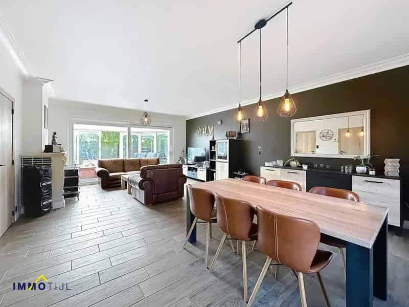 Energiezuinige Open Bebouwing 4 Slaapkamers Mooie Tuin