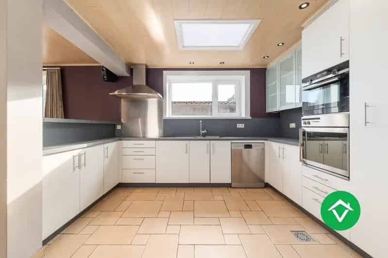 Woning met Appartement te Koop Eernegem Centrum