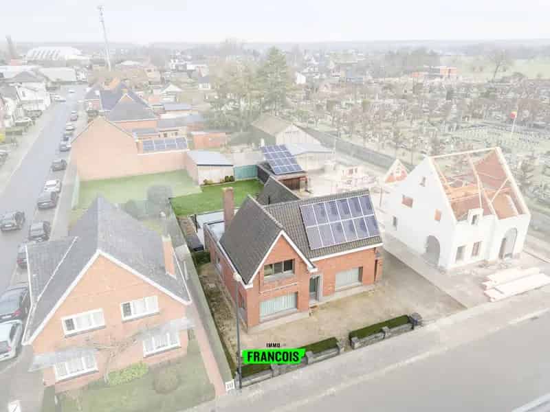 Huis te huur Maldegem: Ruime woning met zwembad