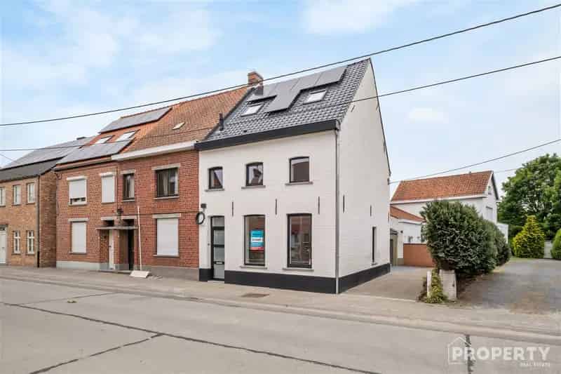 Huis te huur Oostrozebeke 3 slaapkamers gerenoveerd