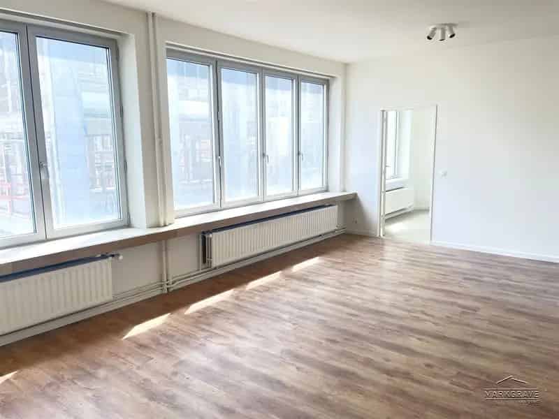 Gerenoveerd Appartement Antwerpen Centrum Te Huur