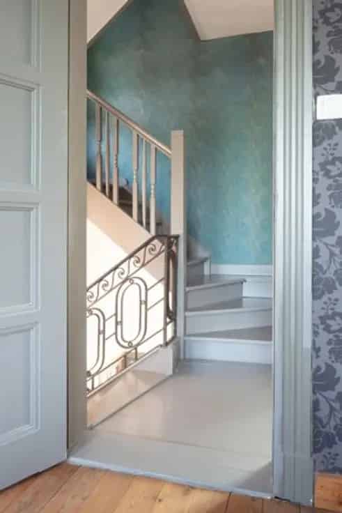 Art Deco Villa te Koop Ruime Kamers Zwembad Tuin