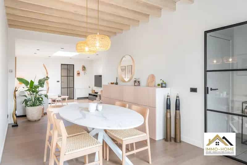 Huis te koop Moerbeke Waas gerenoveerd