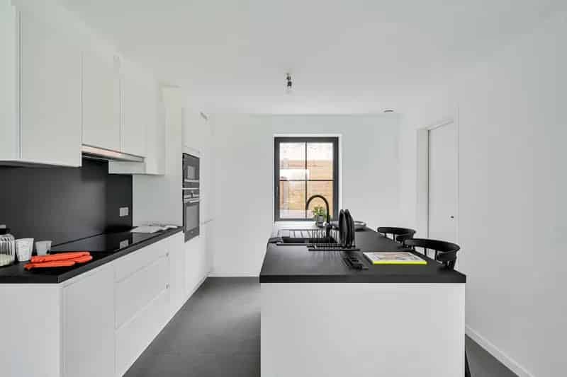 Nieuwbouw 3 Kamer Appartement Tuin Garage
