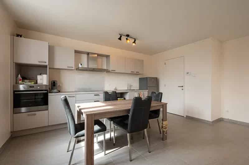 Appartement te koop: 2 slaapkamers, energielabel A, autostaanplaats