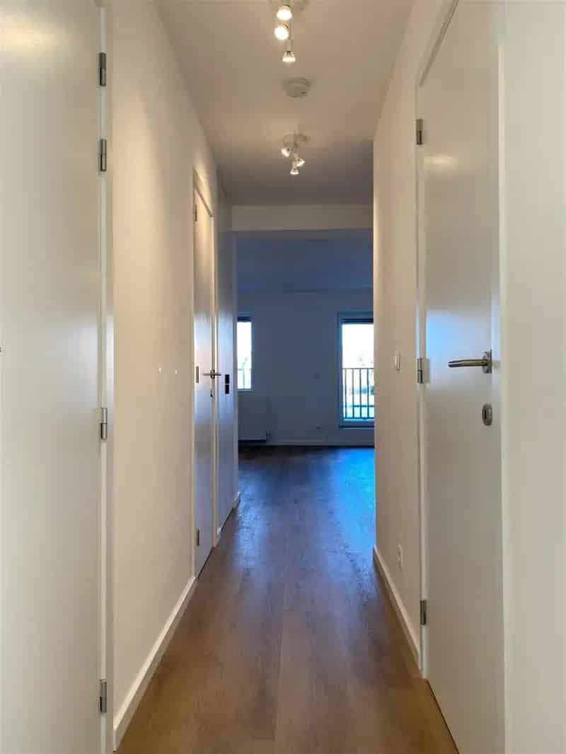 Appartement te koop: gerenoveerd 2 slaapkamers, terras, EPC A