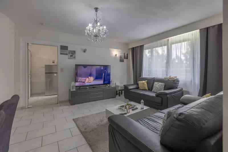 Appartement te koop 2 slaapkamers balkon kelder
