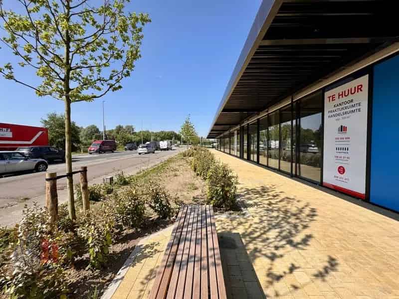 Handelspand te Huur Otax Veurne Nieuwbouw 461-1302m2
