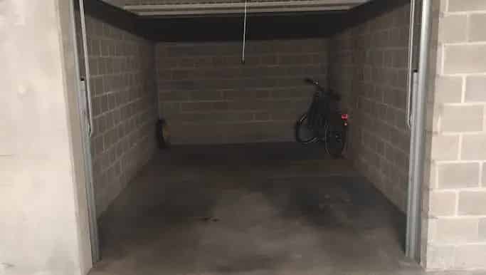 Garage te Koop Brugge Station Centrum