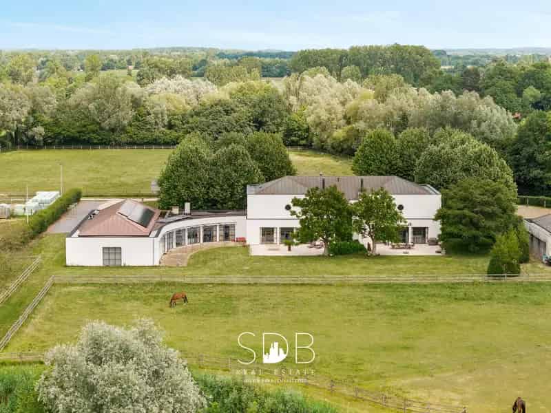 Villa te koop Deinze met hippische accommodatie