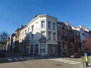 Huis te koop Brussel 239m² Nabij Parc du Cinquantenaire