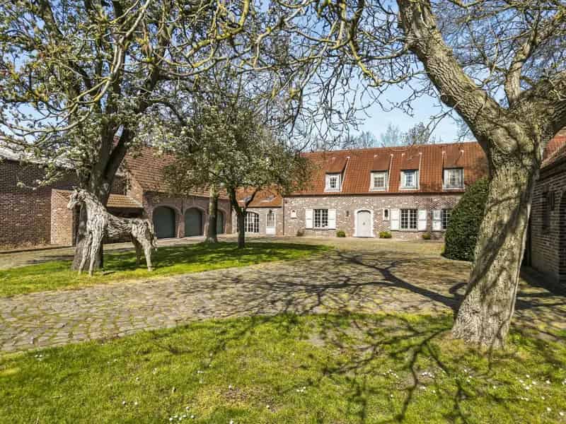 Landhuis te huur Moerkerke Damme met paardenfaciliteiten