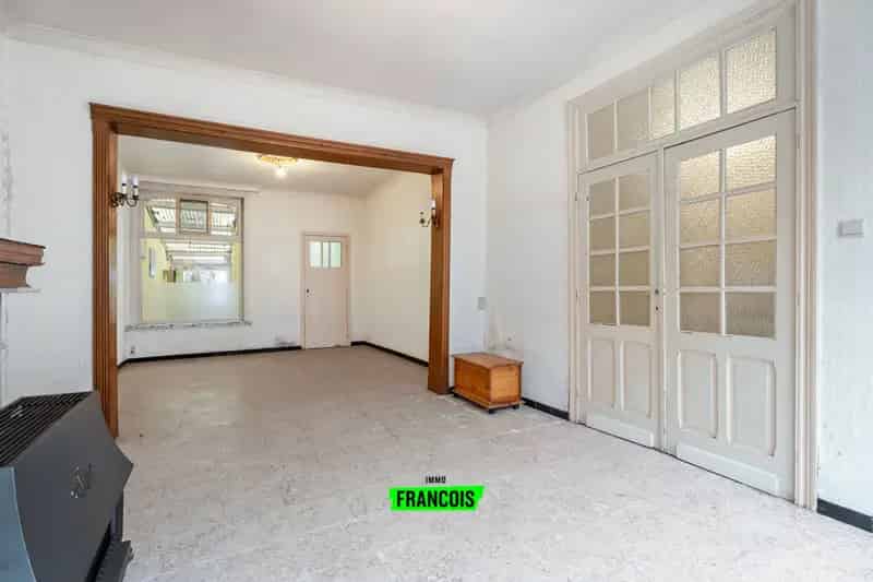 Te renoveren woning met werkplaats en garage Diksmuide