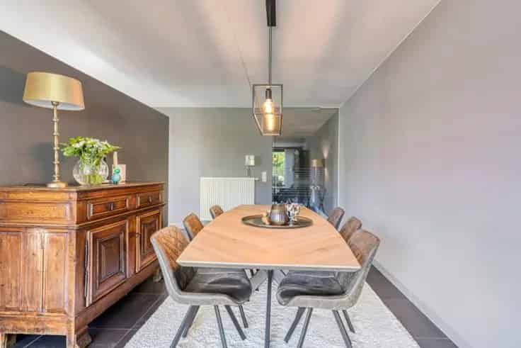 Ruime Familiewoning 4 Slaapkamers Mollem