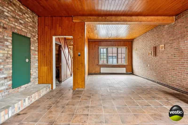 TE HUUR: Strippen woning nabij Bilzen centrum