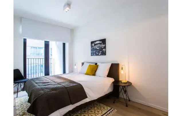 Huur 2 slaapkamer appartement van 95 m² in Brussels