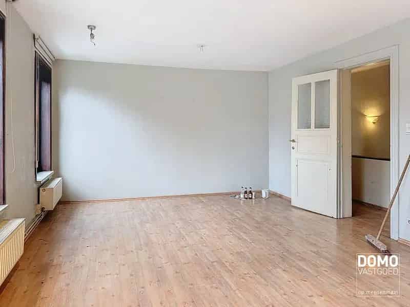 Te renoveren handelshuis Diepenbeek Centrum