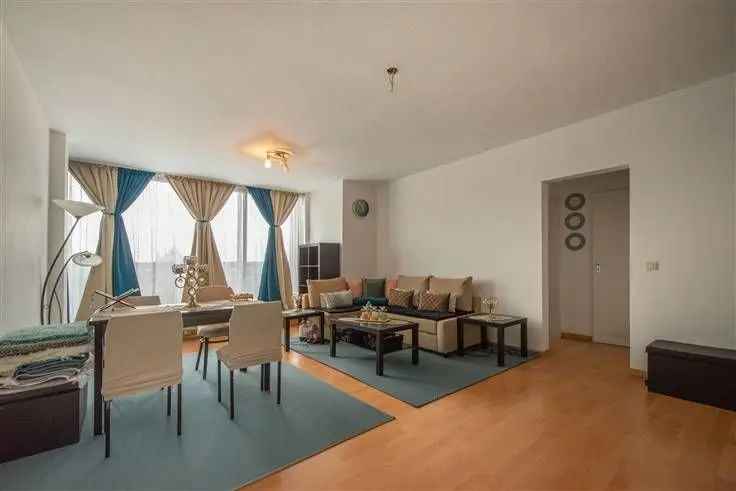 Penthouse Te Koop Ruim Terras Nabij Faciliteiten