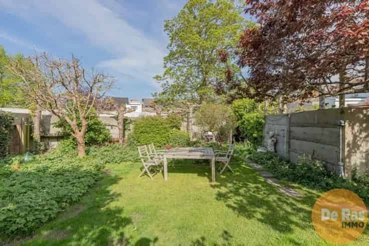 Herenhuis te Koop Aalst 4 slaapkamers Tuin Garage