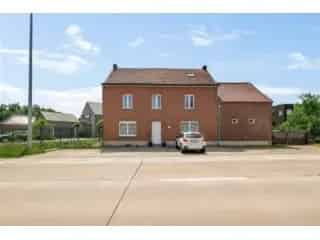 Huis te koop Boutersem 6 slaapkamers grote tuin