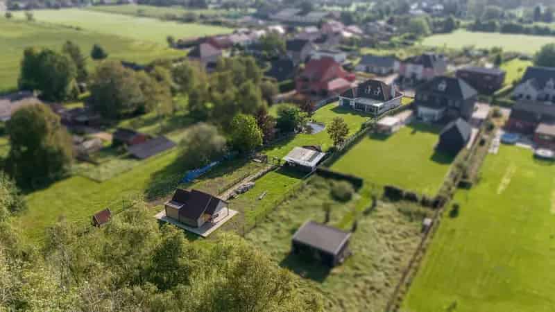 4SLK woning nabij de Nederlandse grens op een prachtig perceel van 3108m²!