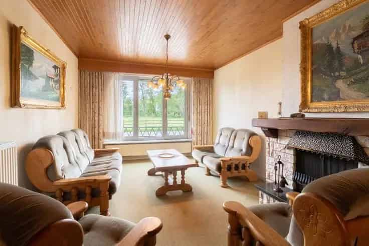 Huis Te Koop Boechout: Instapklare Woning 1277m² met Bouwgrond