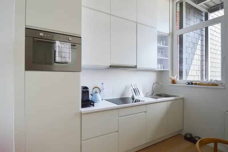 Modern appartement te koop Merksem 1 slaapkamer zonnig terras
