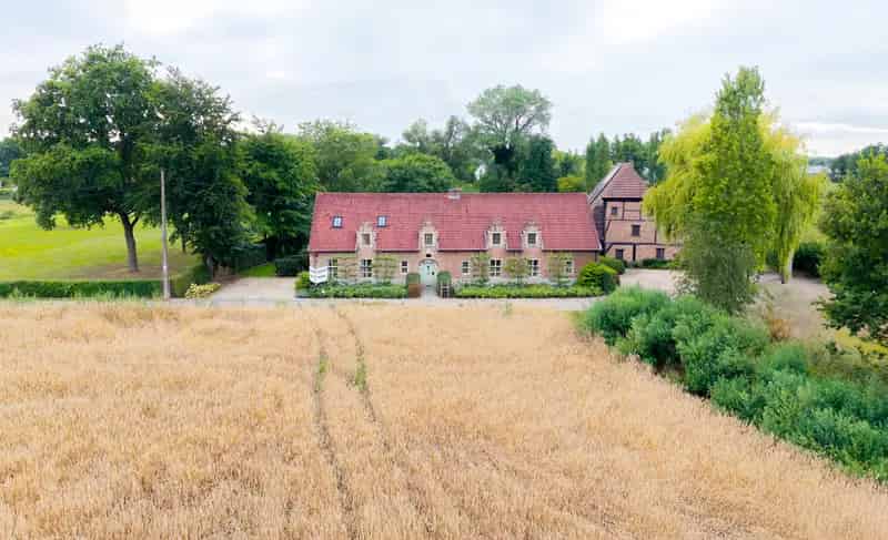 Authentieke Hoeve met B&B te Koop Ranst