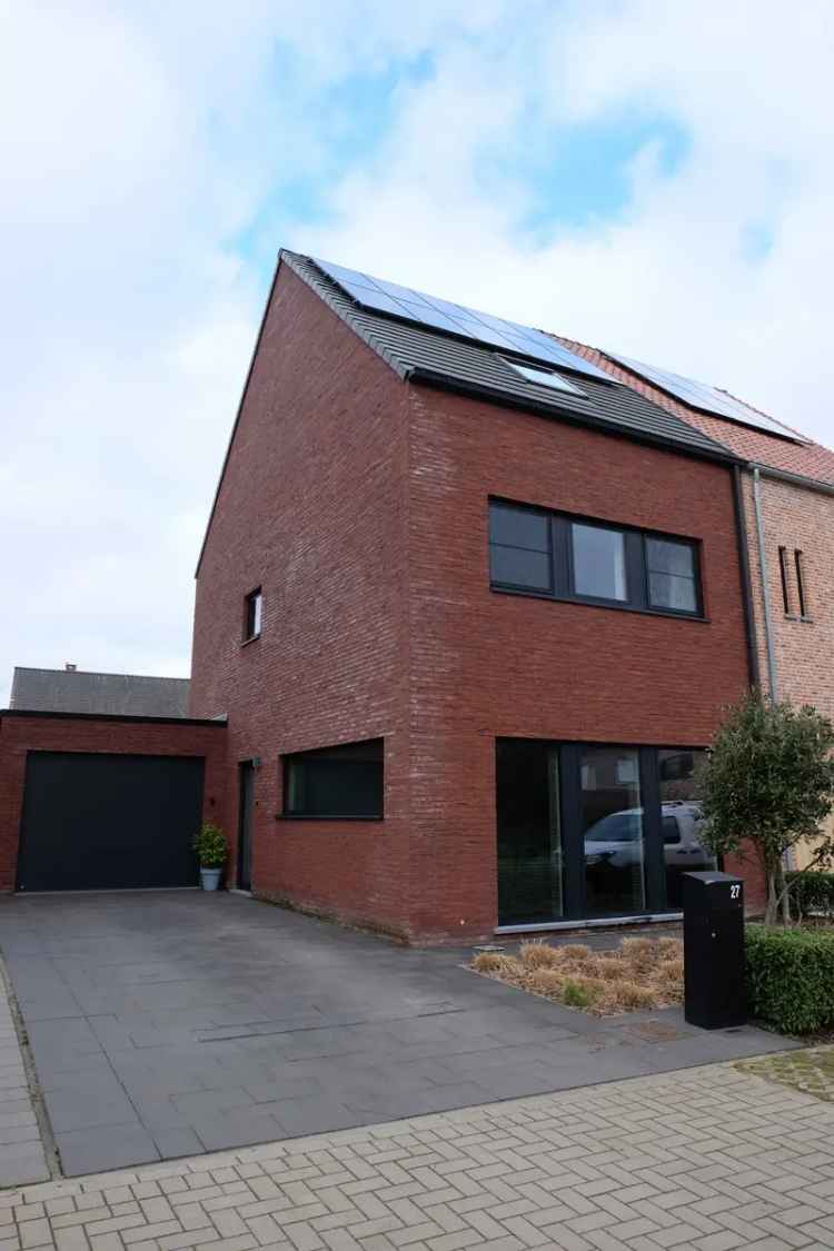 Huis te koop 4 slaapkamers ruime tuin garage