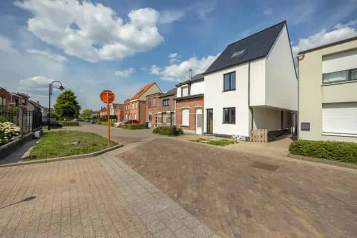 Huis te Koop Berlaar: Energiezuinig Nabij Centrum en Station