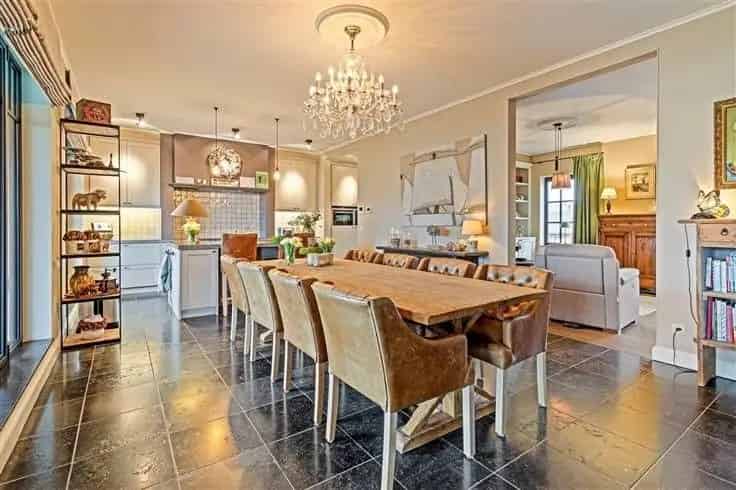 Duplex Te Koop met Kanaalzicht