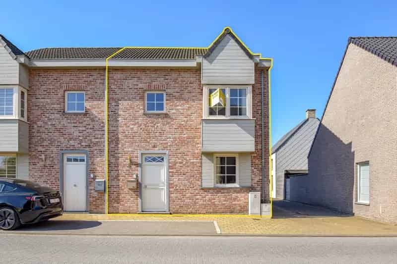 Halfopen Woning te Koop Bovekerke 3 slaapkamers Ruime Zolder