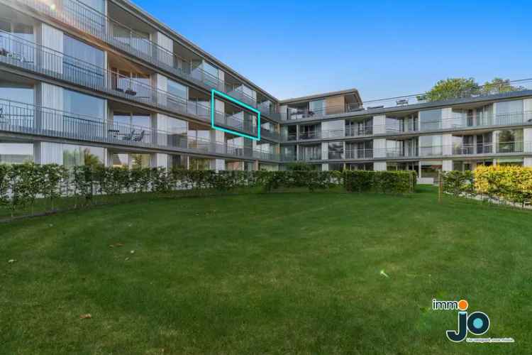Luxueus Assistentie Appartement Oostduinkerke: Zwembad Sauna Terras
