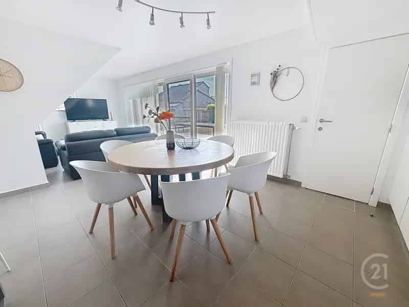 Huis te koop Lombardsijde: Moderne Vakantiewoning Nabij Zee