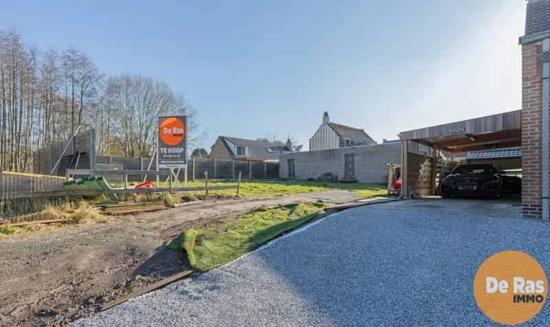 Bouwgrond te koop Gavere 303m² Open Bebouwing