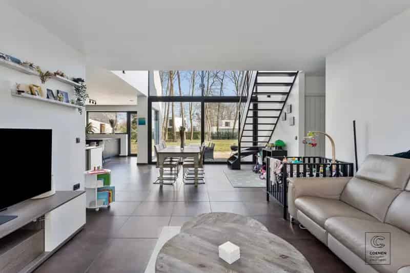Huis te huur Brecht 5 slaapkamers 258m²