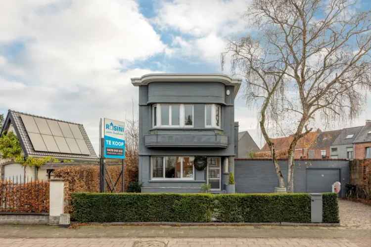 Te koop charmante woning met garage en ruime oprit in Mechelen