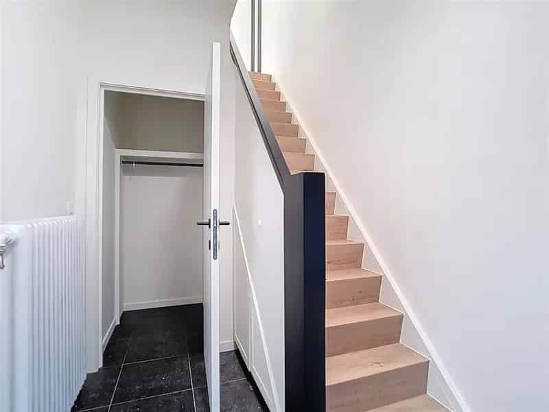 Huis te Huur Heist-op-den-Berg: Gerenoveerde Rijwoning