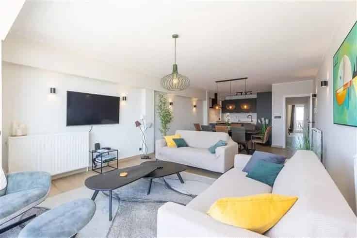 Appartement 3 Slaapkamers Zeedijk - Ruim en Gerenoveerd
