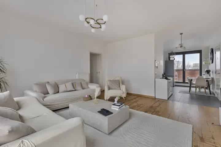 Penthouse te Koop Schaerbeek - Uitzicht Brussel