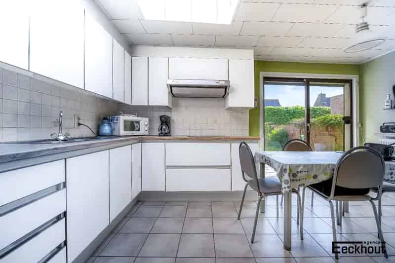 Rijwoning Oudenburg Garagebox Zonnige Tuin