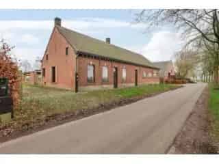 Boerderij te renoveren Loenhout 4945m²